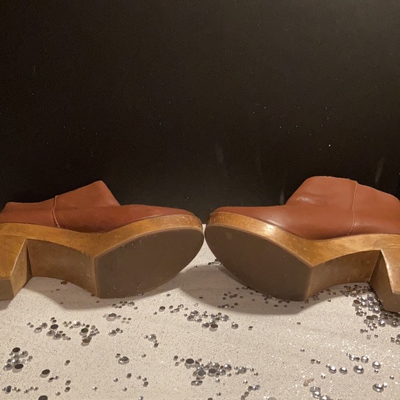 KDB soft leather clogs - Picture 6 of 8